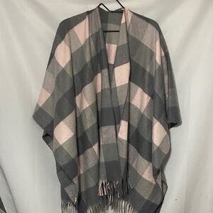 Pretty Persuasions Elegant Plaid‎ Wrap Fringe PINK AND GRAY ONE SIZE Fits Most